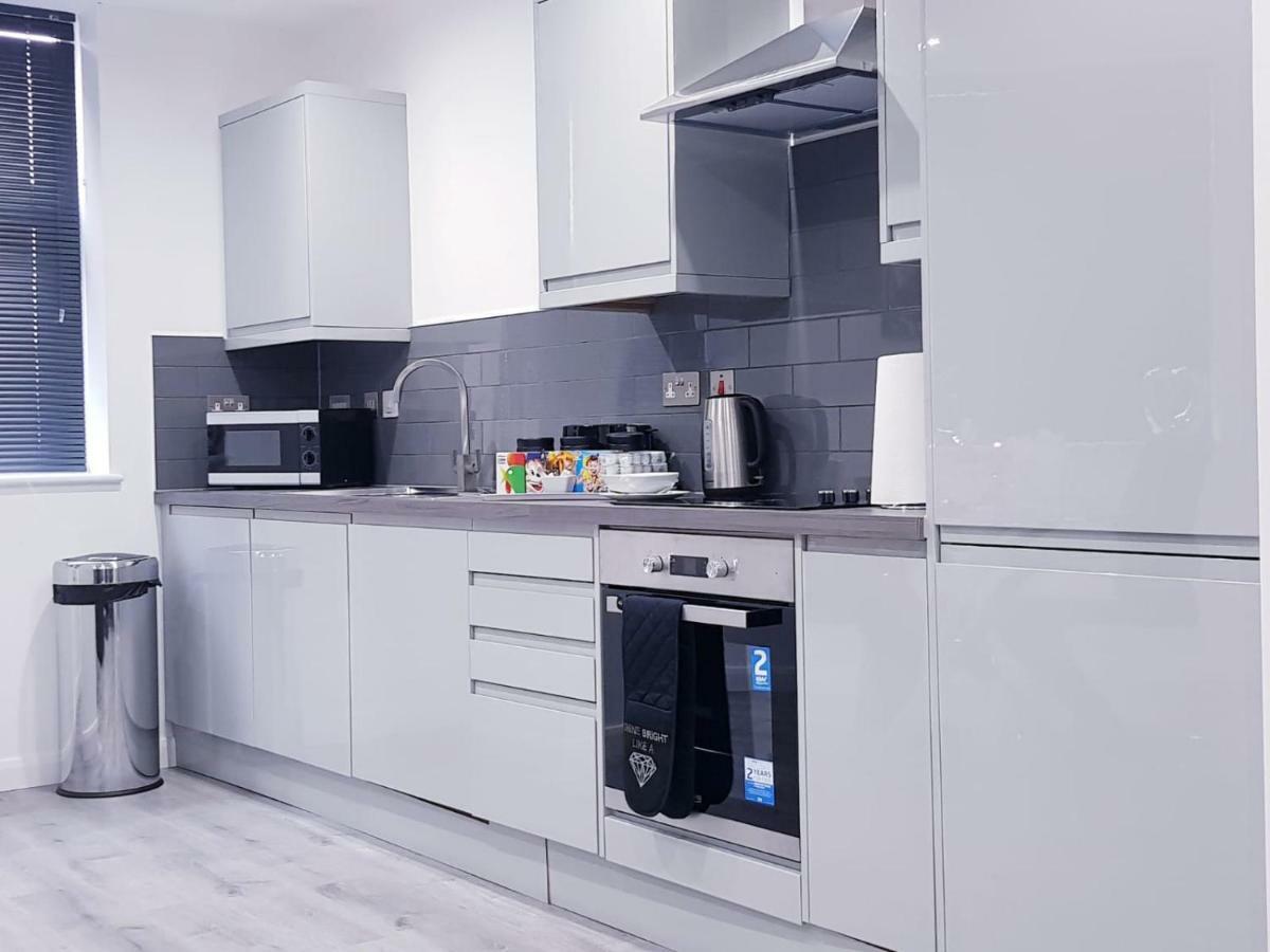 Z Home Apartments Leicester Exterior foto
